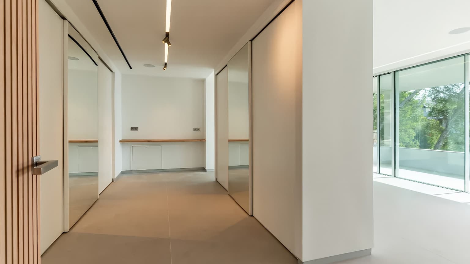 Contemporary Villa with Mediterranean Views - Gallery image 11