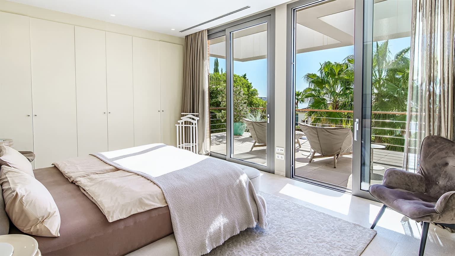 Modern Furnished Villa With Sea View Southwest Mallorca - Gallery image 8