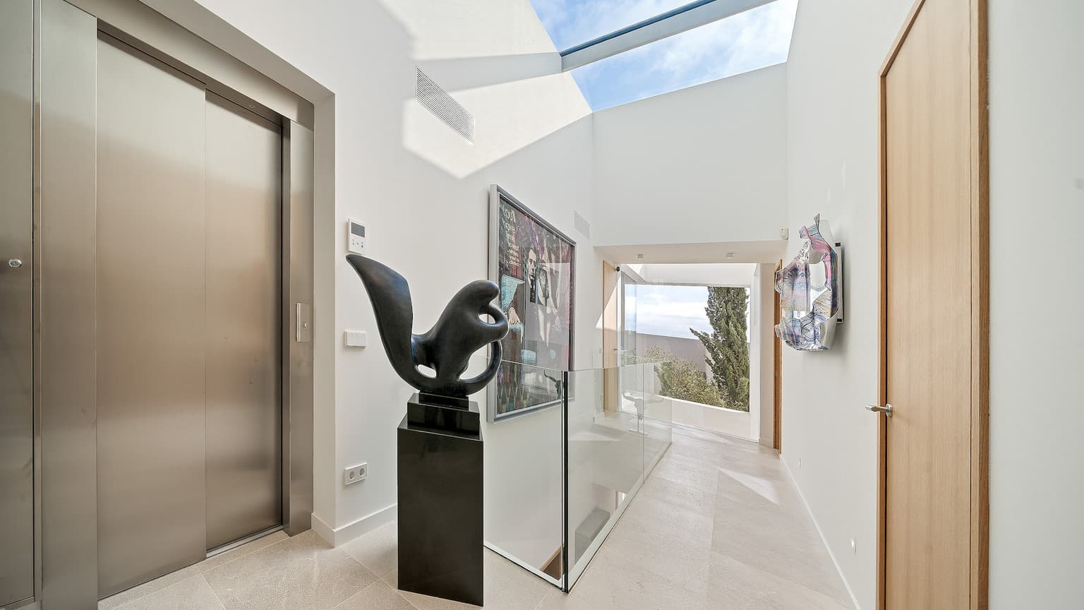 Spacious Villa with Sea Views South West Mallorca - Gallery image 15