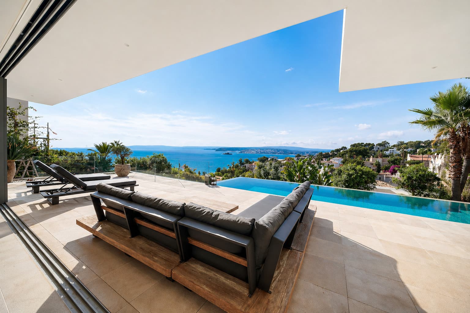 Spacious Villa with Sea Views South West Mallorca - Gallery image 4