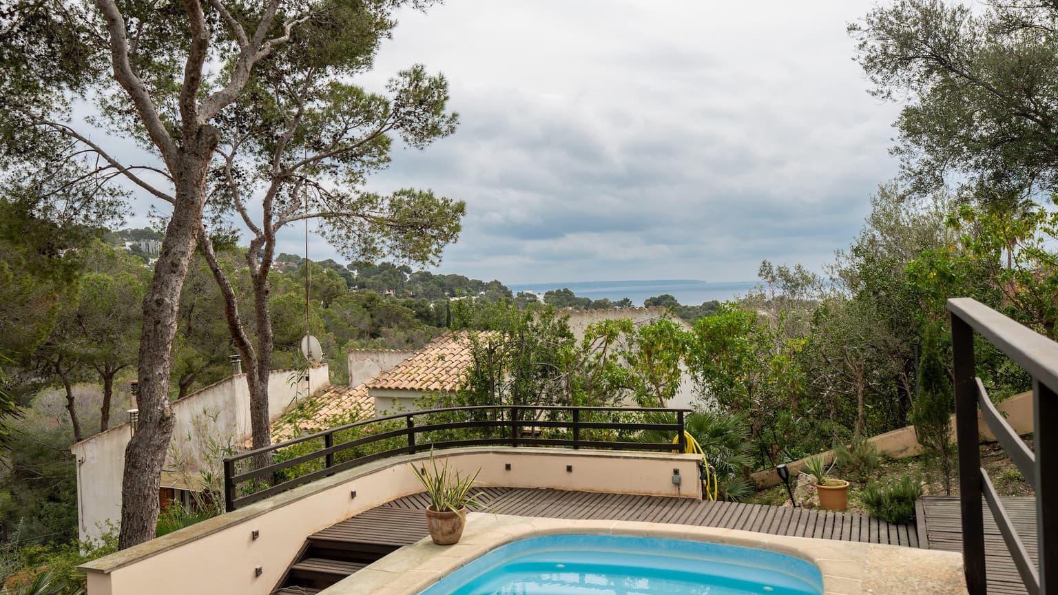 Beautiful Four Bedroom Villa in Sunny Costa Den Blanes - Gallery image 2