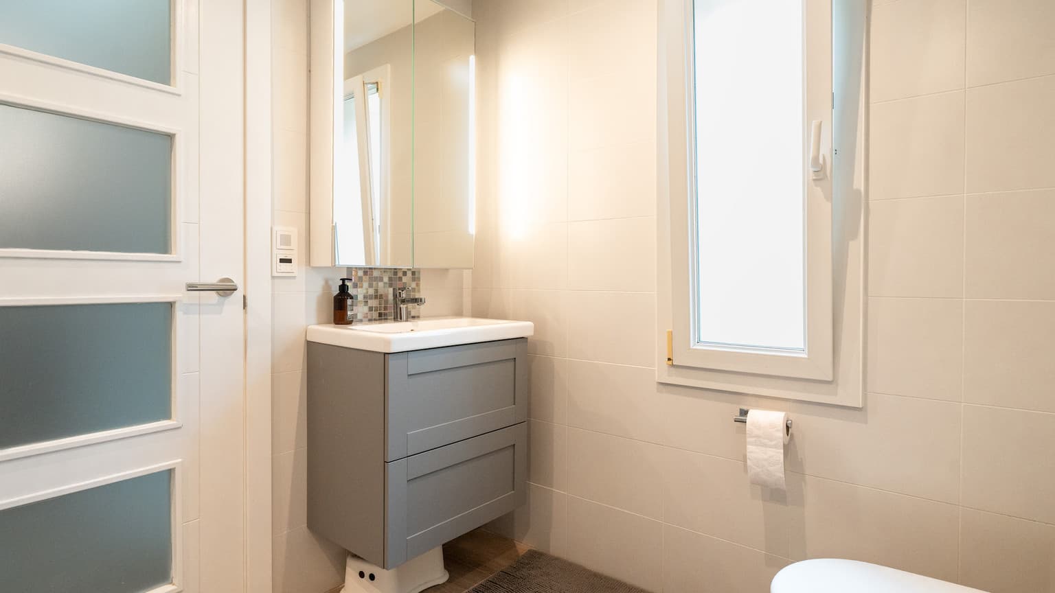 Beautiful Four Bedroom Villa in Sunny Costa Den Blanes - Gallery image 20