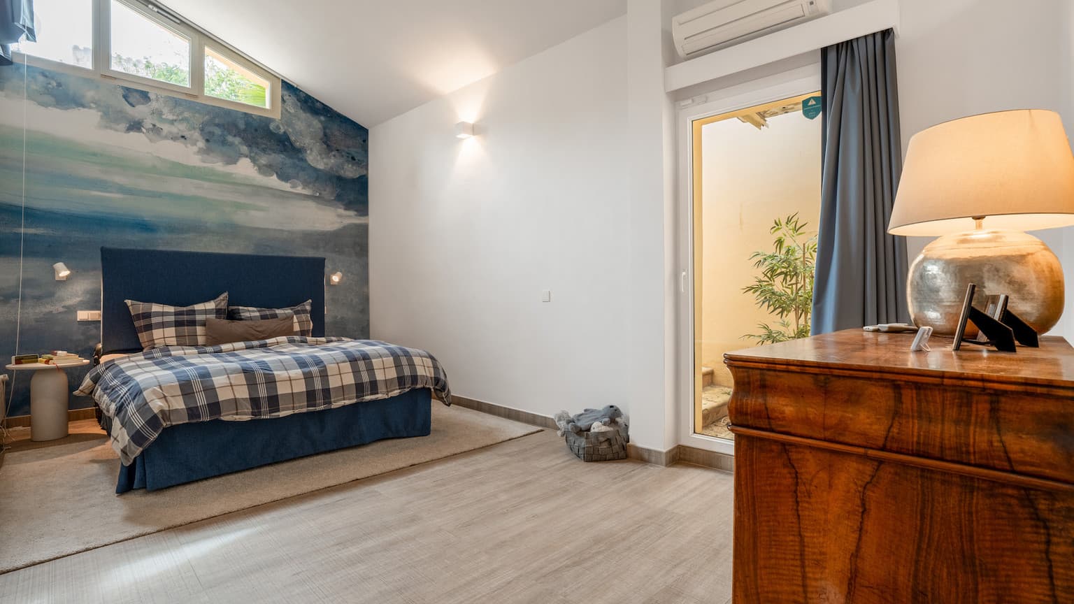 Beautiful Four Bedroom Villa in Sunny Costa Den Blanes - Gallery image 8