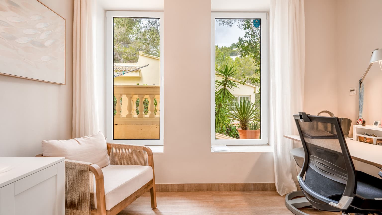 Beautiful Four Bedroom Villa in Sunny Costa Den Blanes - Gallery image 15