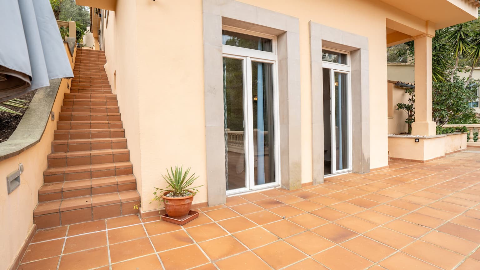 Beautiful Four Bedroom Villa in Sunny Costa Den Blanes - Gallery image 29