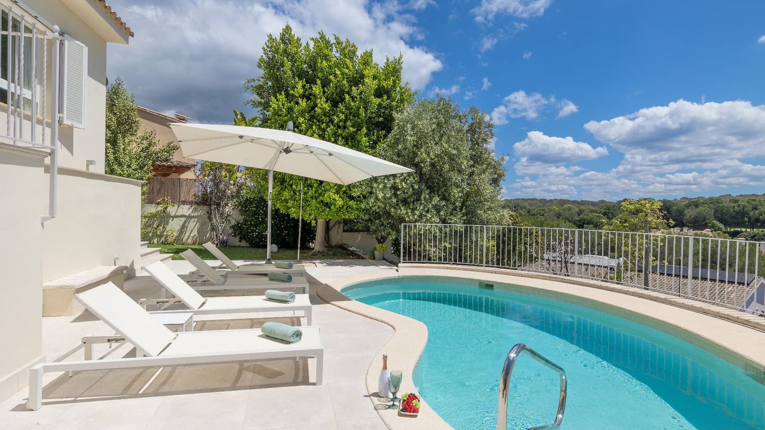 Family Villa by Bendinat Urban Country Club - Gallery image 3