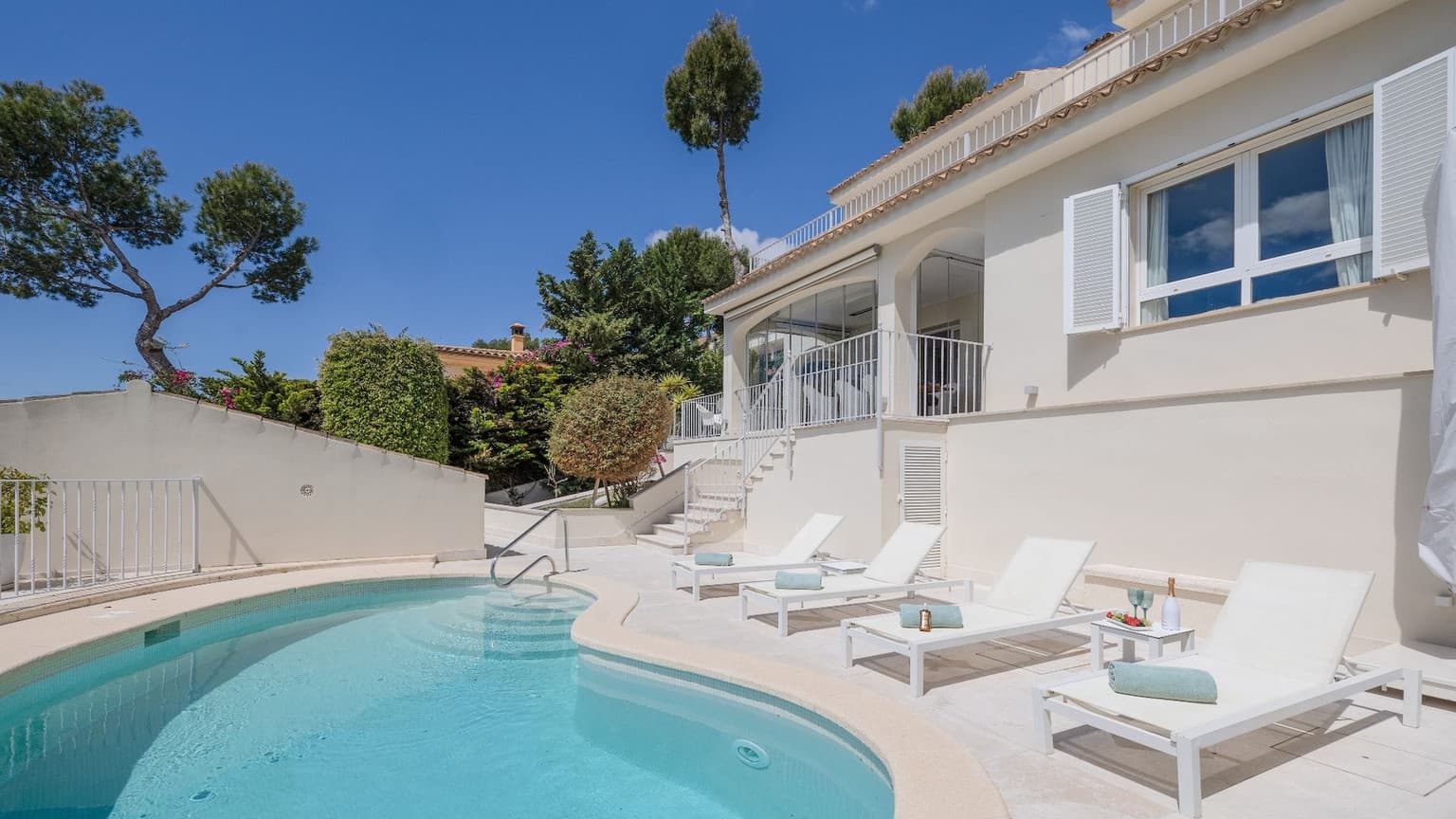 Family Villa by Bendinat Urban Country Club - Gallery image 1