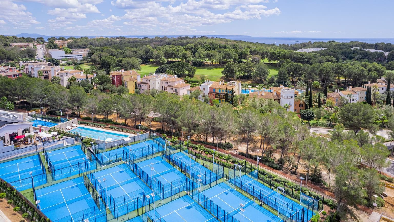 Family Villa by Bendinat Urban Country Club - Gallery image 43