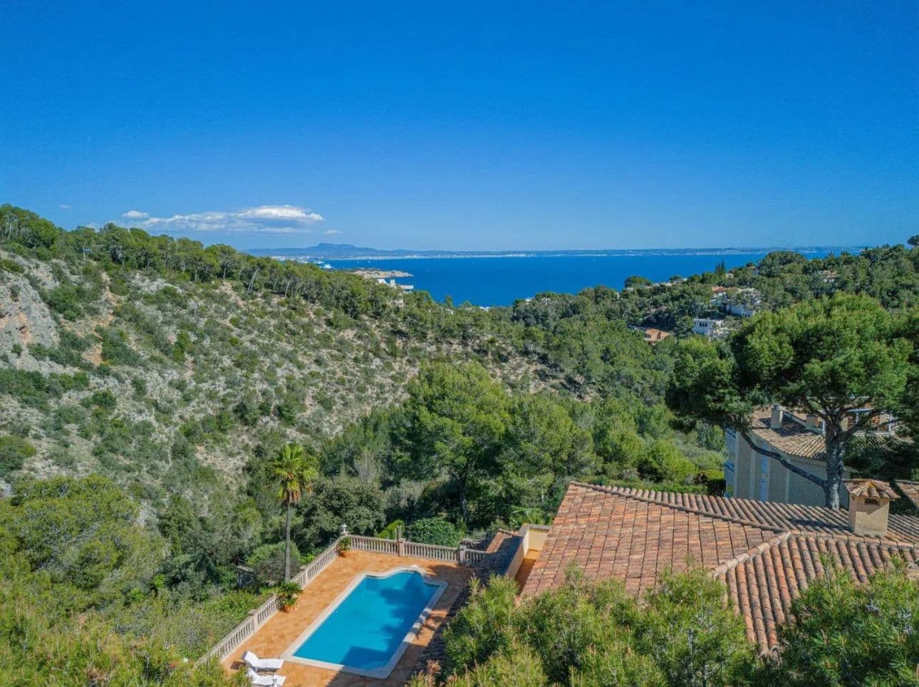 Spacious Bendinat Finca with Sea View Pool - Gallery image 2