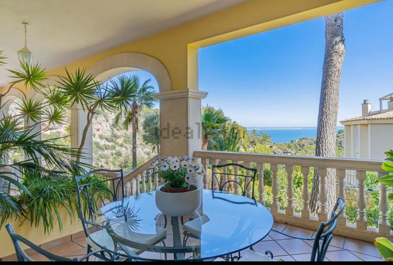 Spacious Bendinat Finca with Sea View Pool - Gallery image 10