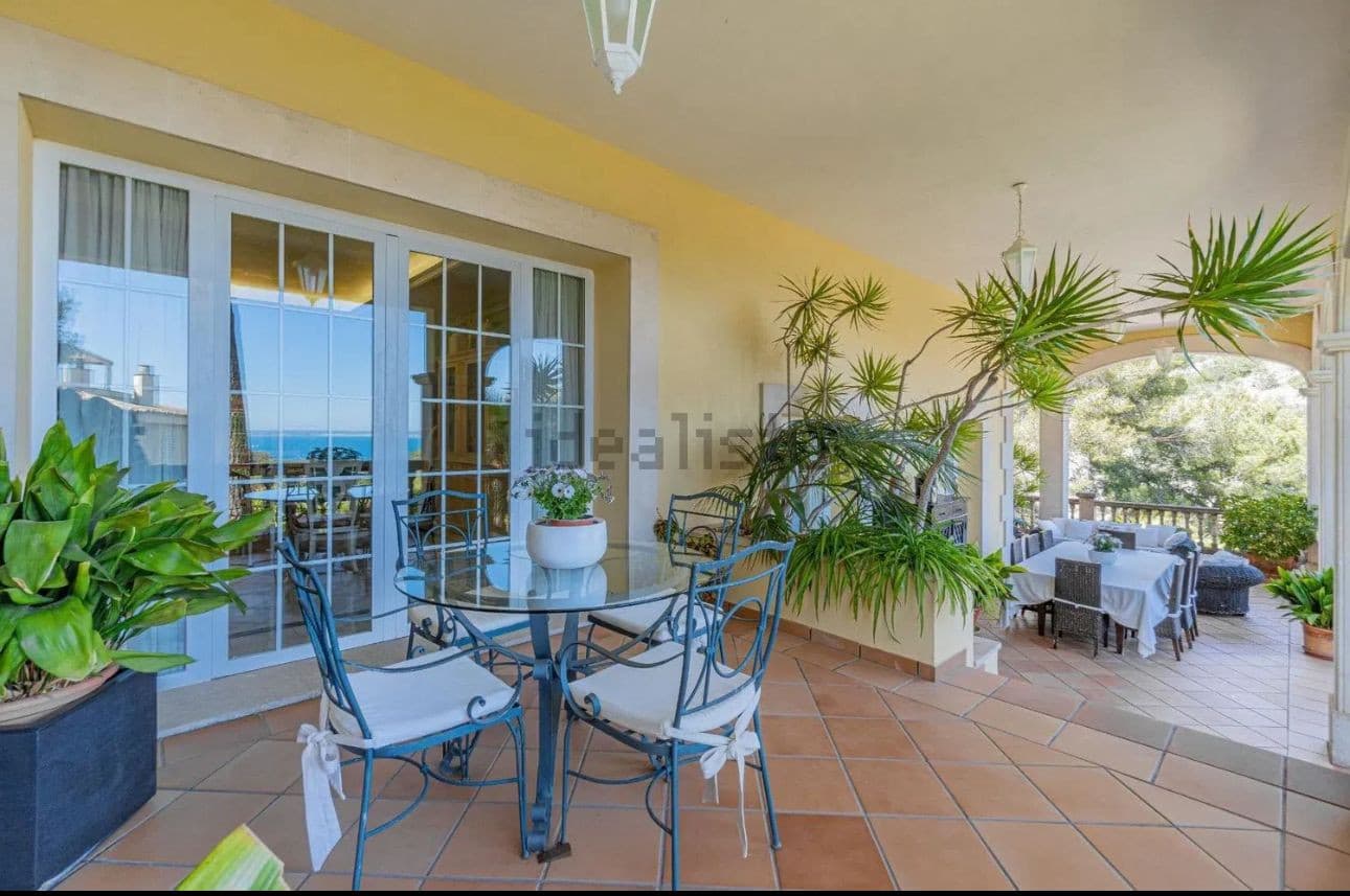 Spacious Bendinat Finca with Sea View Pool - Gallery image 16