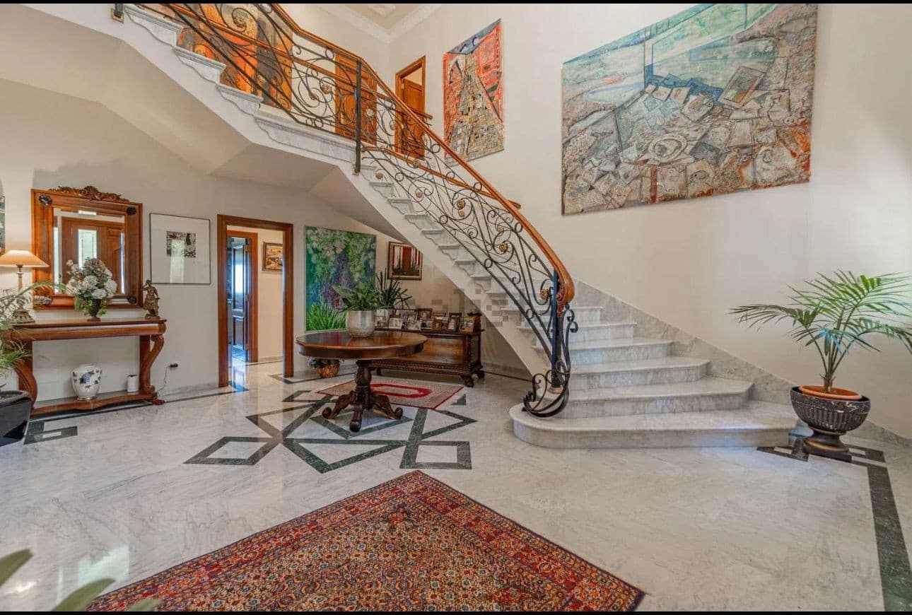 Spacious Bendinat Finca with Sea View Pool - Gallery image 18