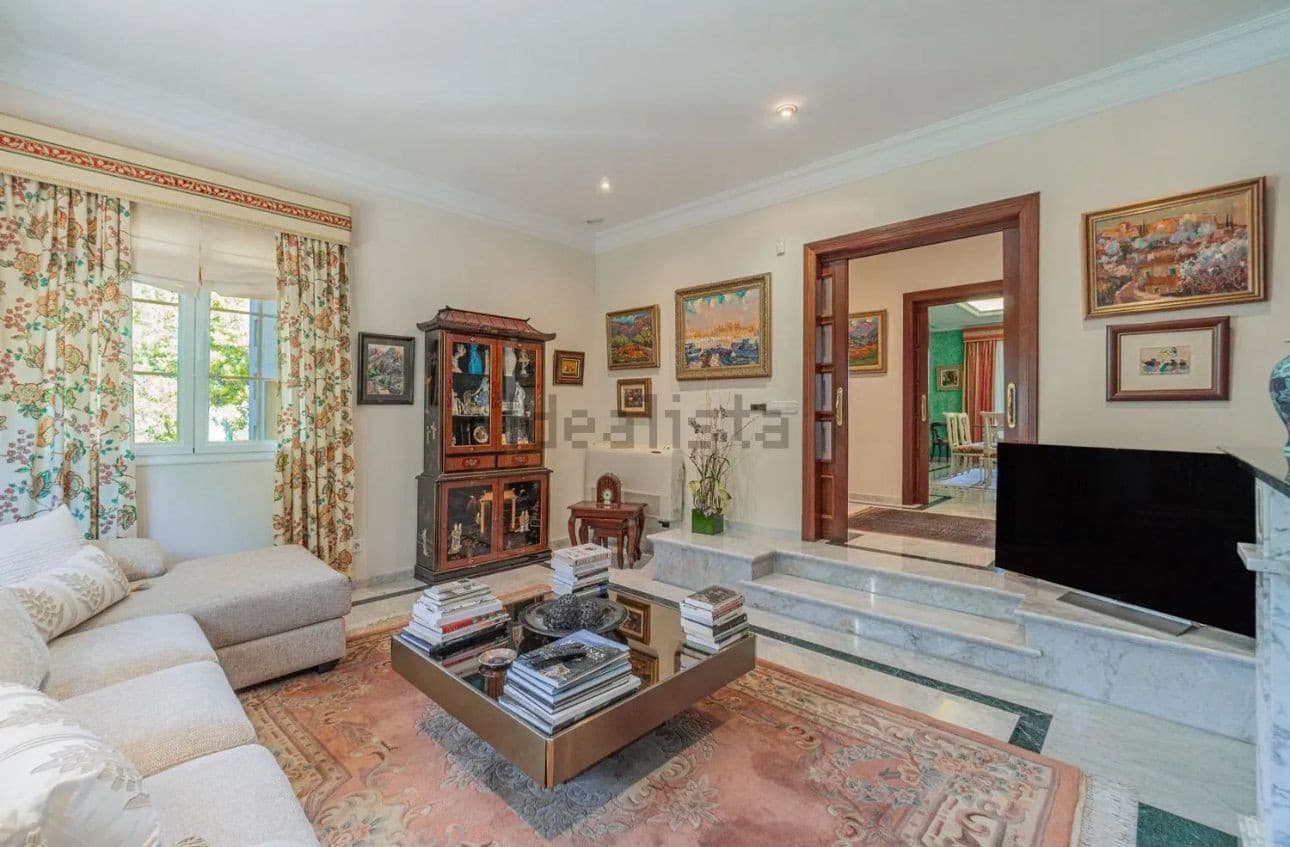 Spacious Bendinat Finca with Sea View Pool - Gallery image 37