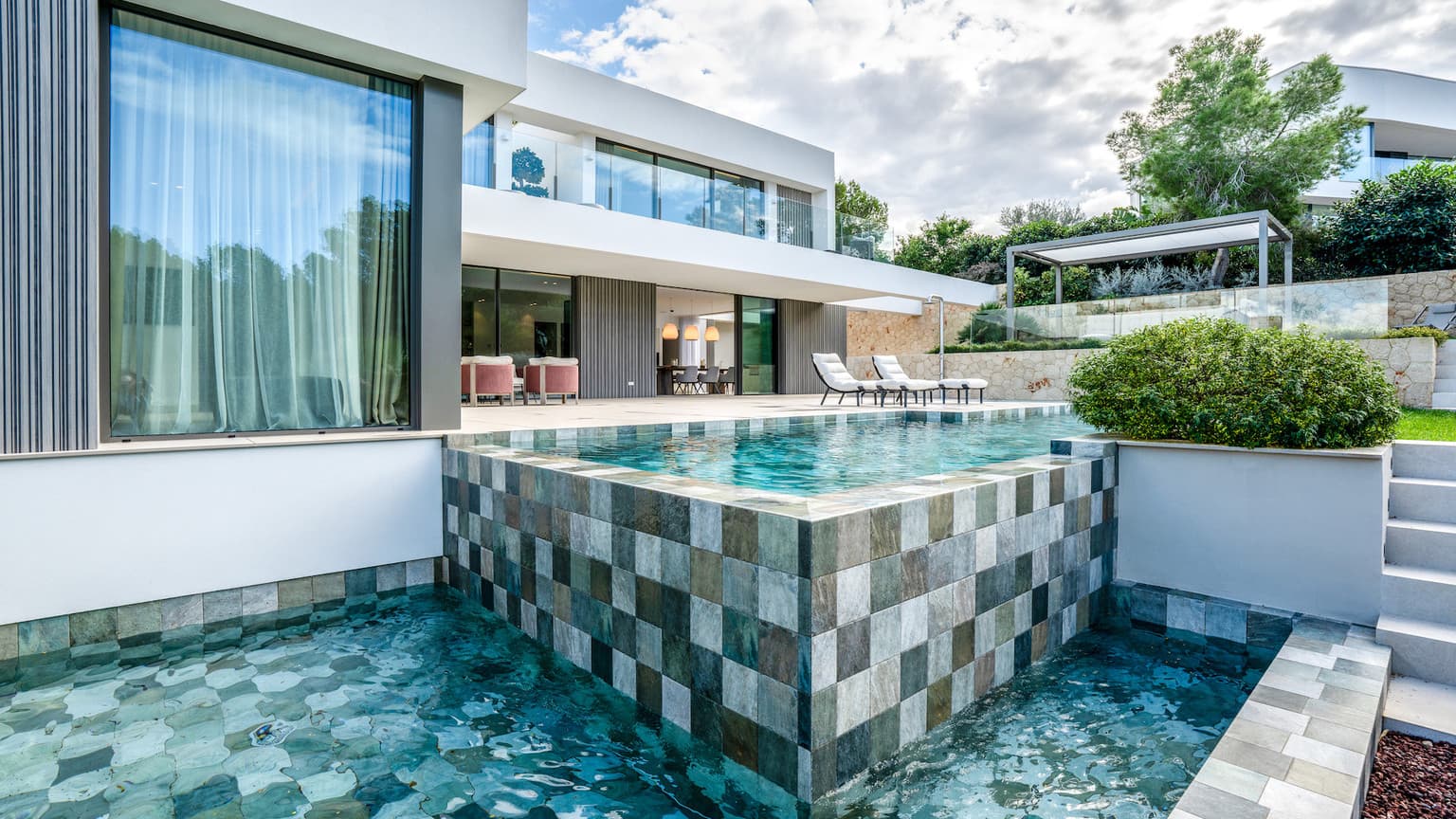 Sophisticated Luxury Villa with Mountain View in Cala Vinyes - Gallery image 4