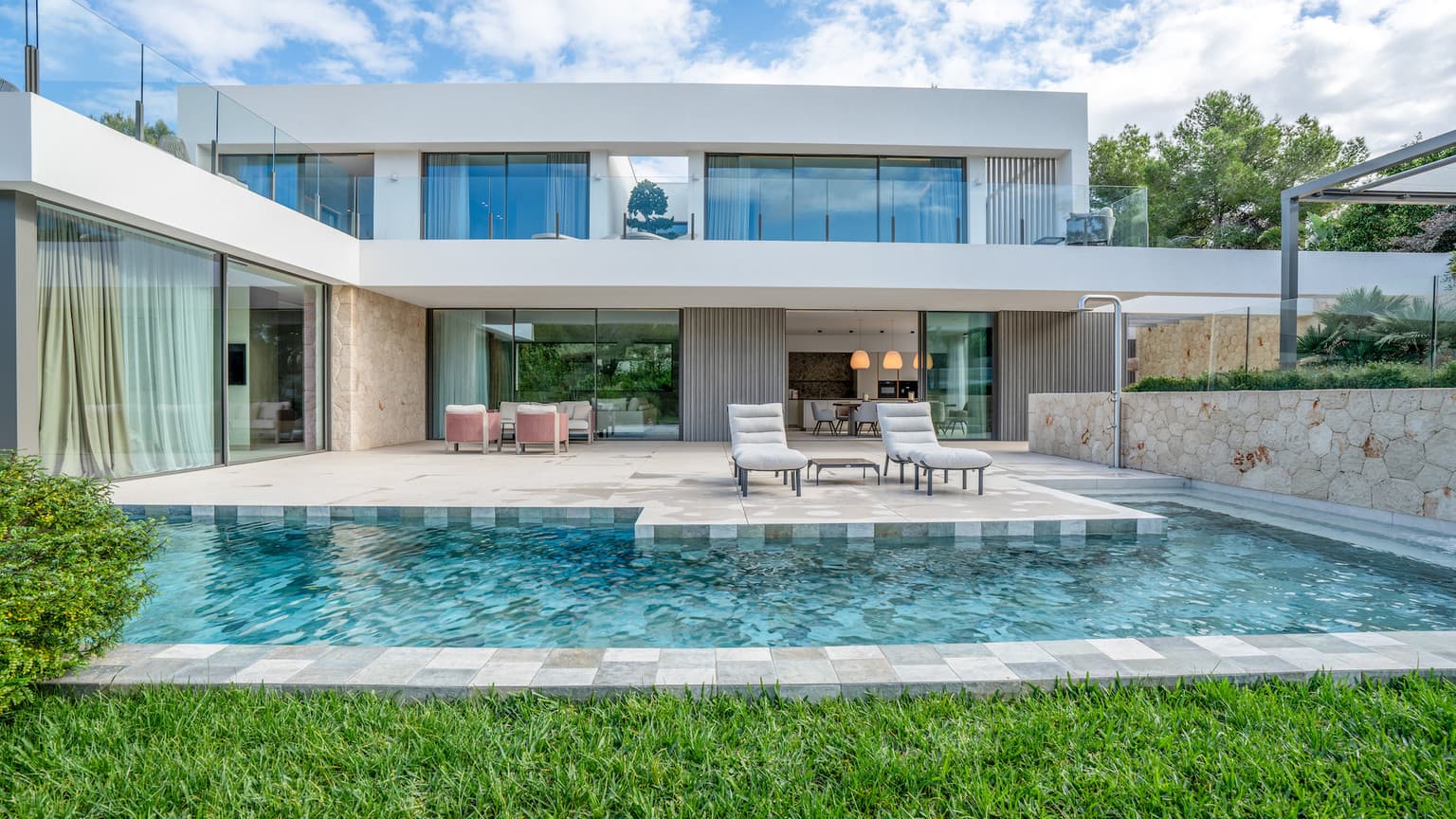 Sophisticated Luxury Villa with Mountain View in Cala Vinyes - Gallery image 7