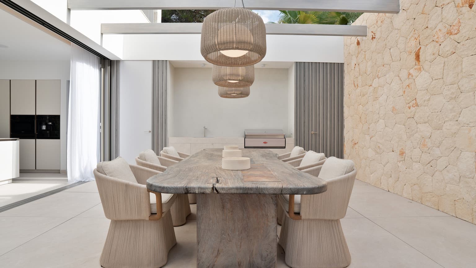 Sophisticated Luxury Villa with Mountain View in Cala Vinyes - Gallery image 40