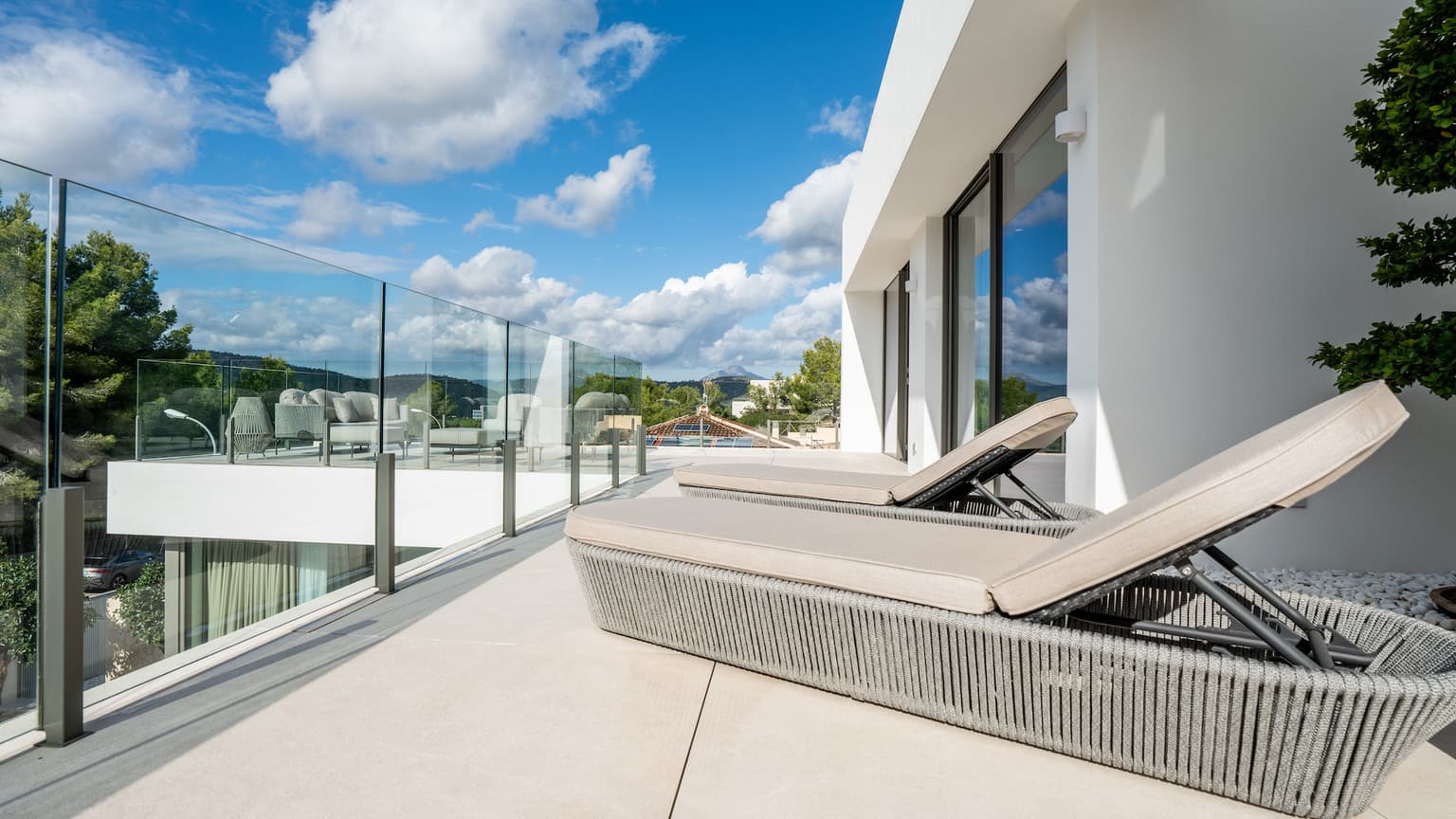 Sophisticated Luxury Villa with Mountain View in Cala Vinyes - Gallery image 21