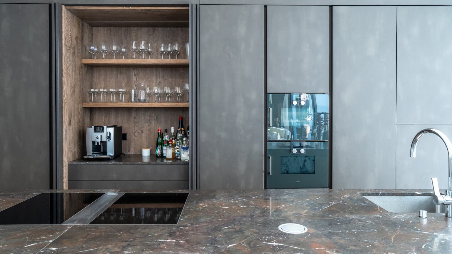 Modern Santa Ponsa Villa with Pool and Gym - Gallery image 26