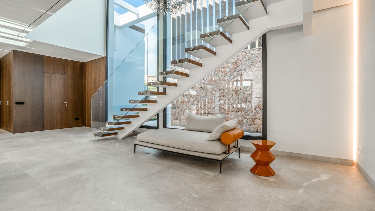 Modern Santa Ponsa Villa with Pool and Gym - Gallery image 28