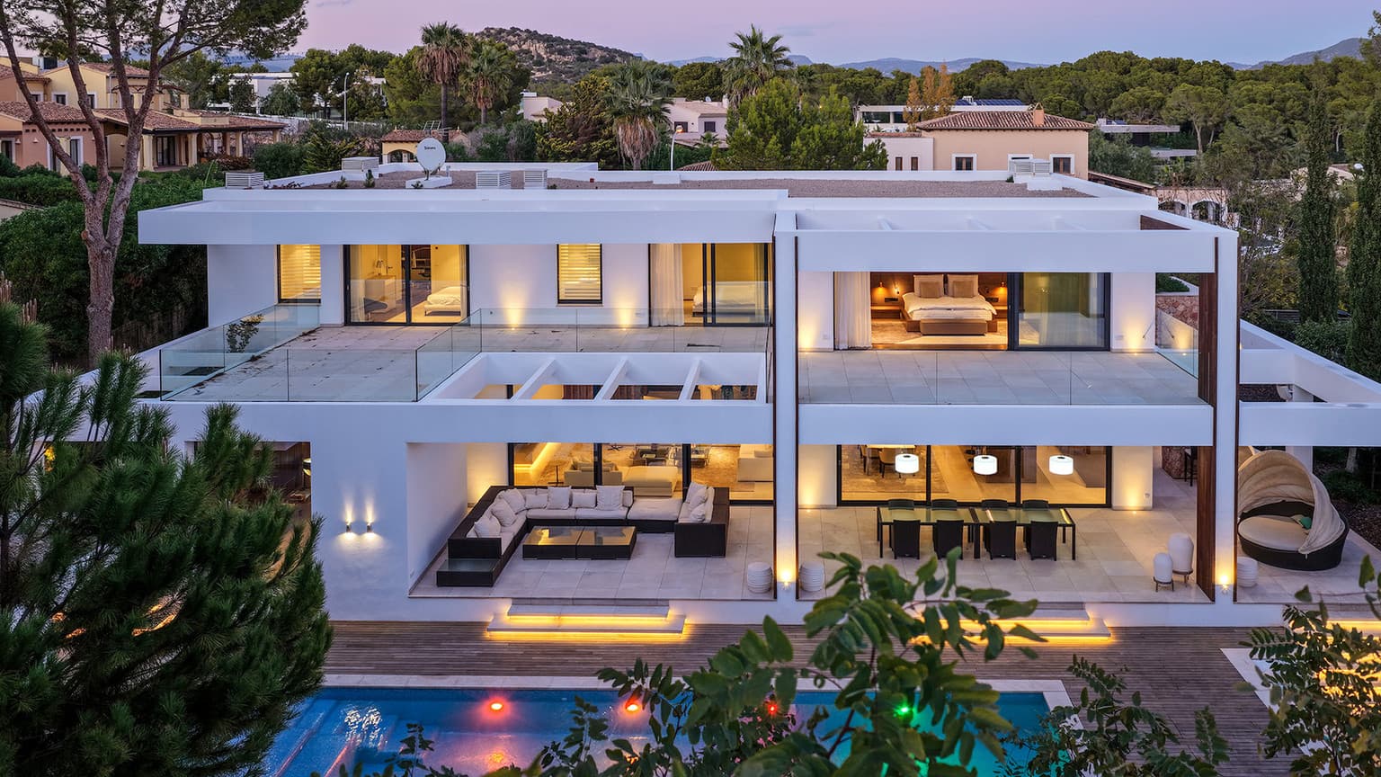 Modern Santa Ponsa Villa with Pool and Gym - Gallery image 1
