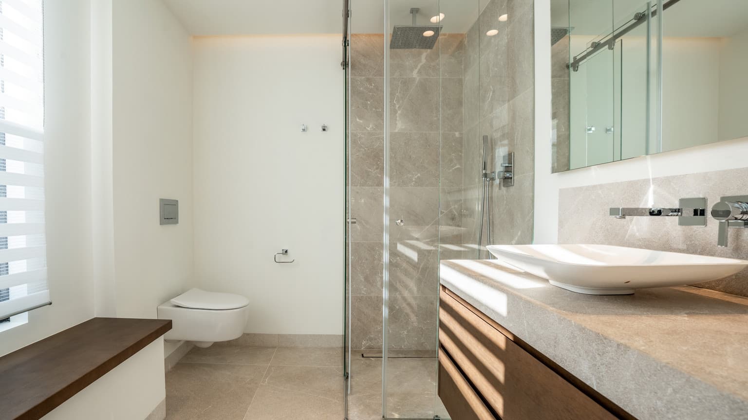 Modern Santa Ponsa Villa with Pool and Gym - Gallery image 35