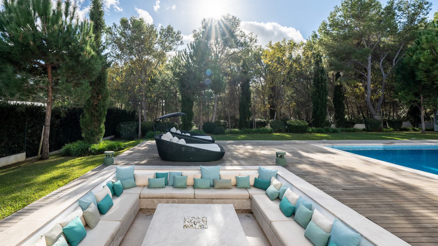 Modern Santa Ponsa Villa with Pool and Gym - Gallery image 37