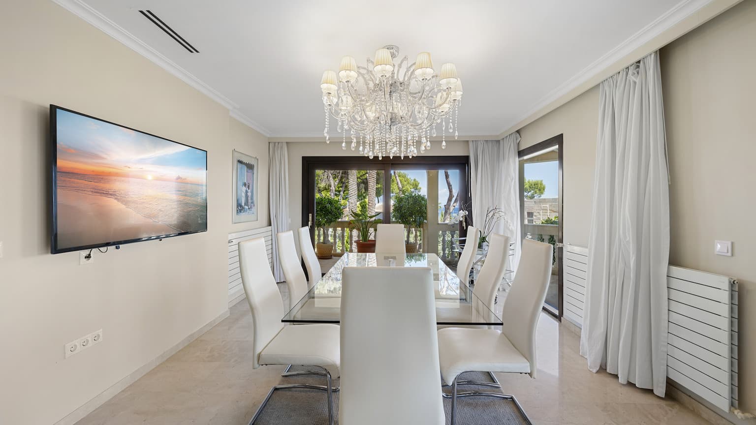 Spacious Seven Bedroom Villa With Sea View - Gallery image 6