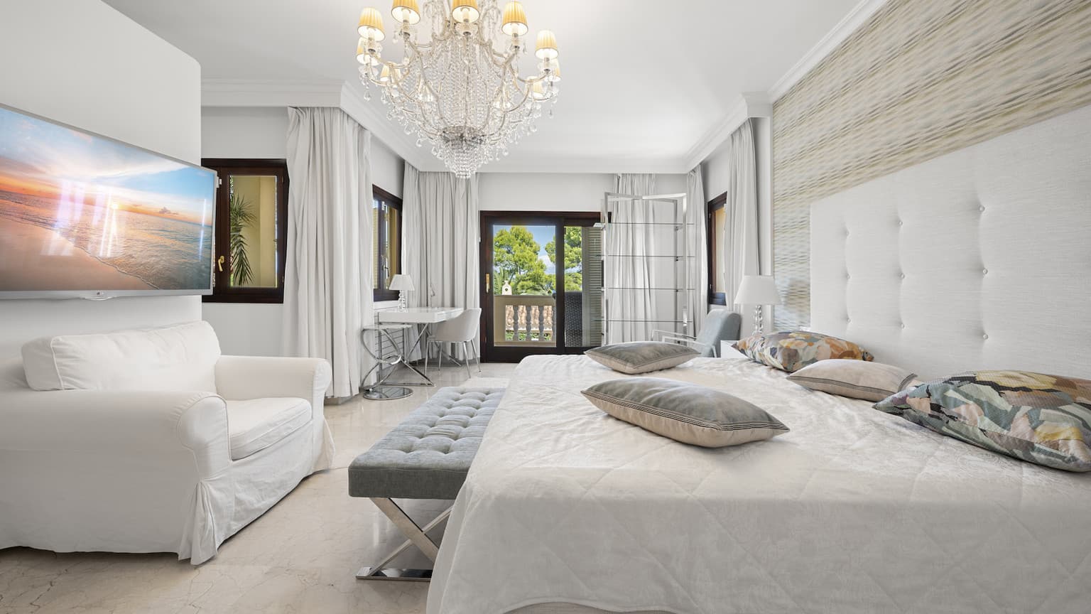 Spacious Seven Bedroom Villa With Sea View - Gallery image 30