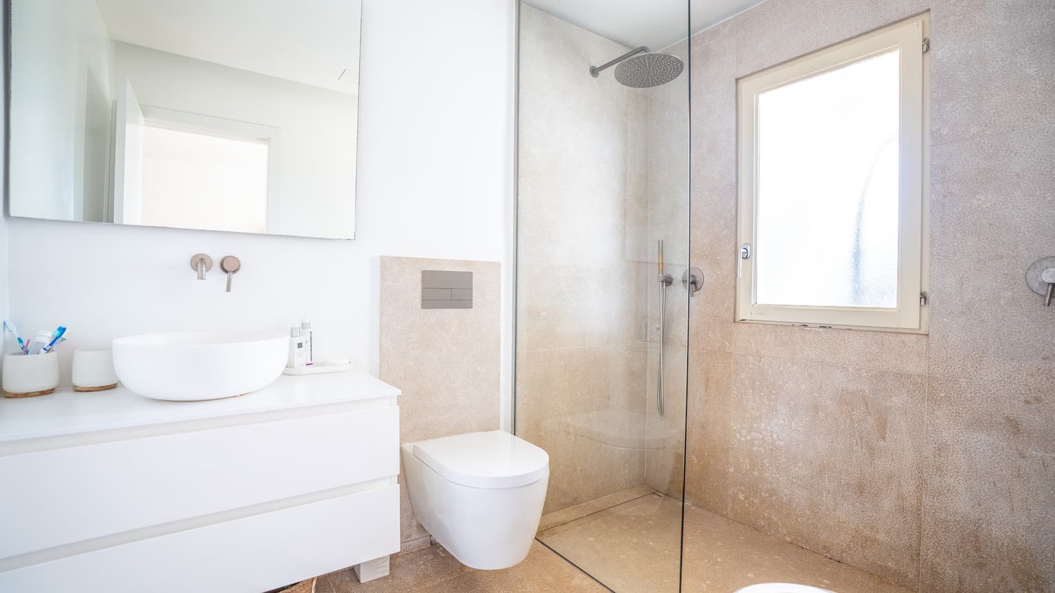 Elegant Family Home in Southwest - Gallery image 19