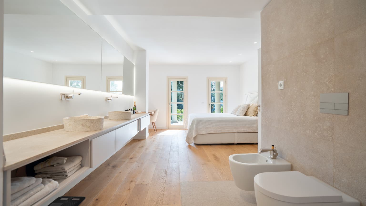 Elegant Family Home in Southwest - Gallery image 9