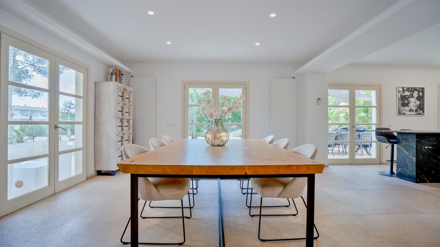 Elegant Family Home in Southwest - Gallery image 24