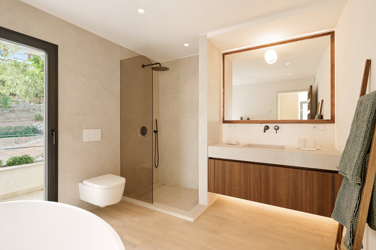 Spacious Furnished Villa with Sea View in Costa - Gallery image 5