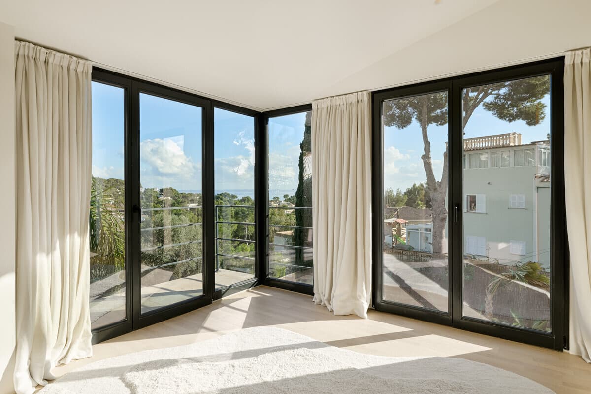 Spacious Furnished Villa with Sea View in Costa - Gallery image 10