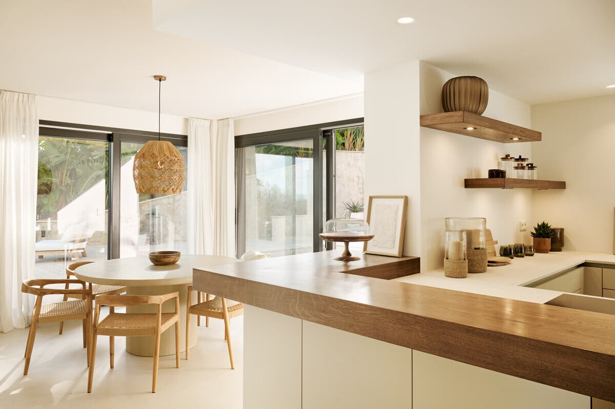 Spacious Furnished Villa with Sea View in Costa - Gallery image 23