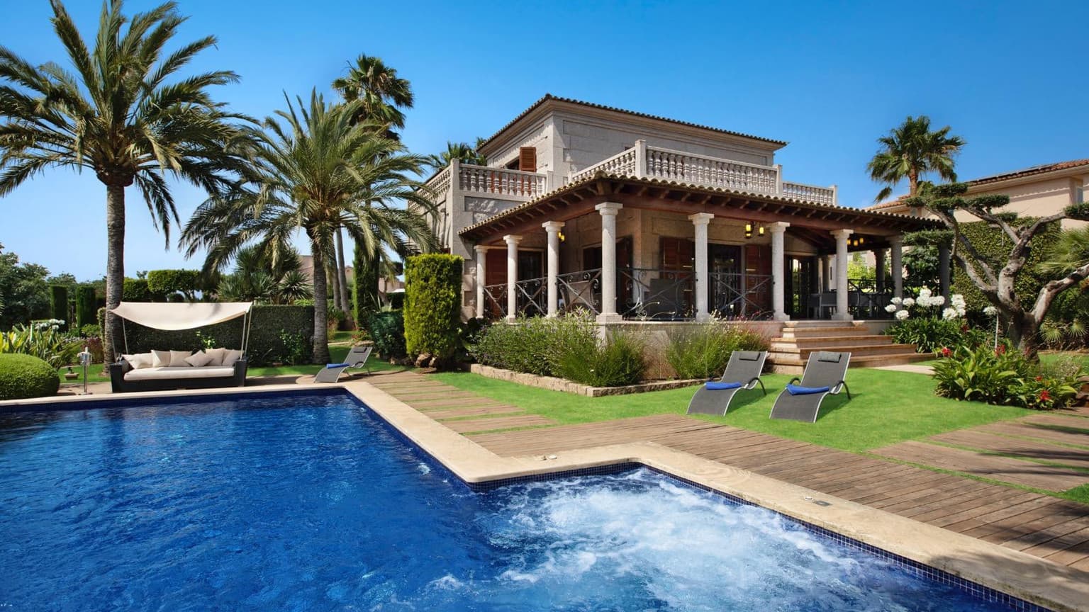 Detached Villa with Sea Views in Marratxí – Only 15 Minutes to Palma de Mallorca - Gallery image 1