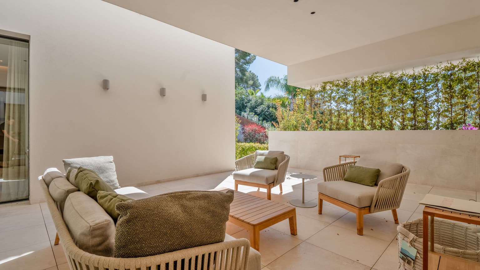 Exclusive Luxury Villa in Mallorca with 2 Pools – Architectural Elegance Meets Modern Living - Gallery image 21