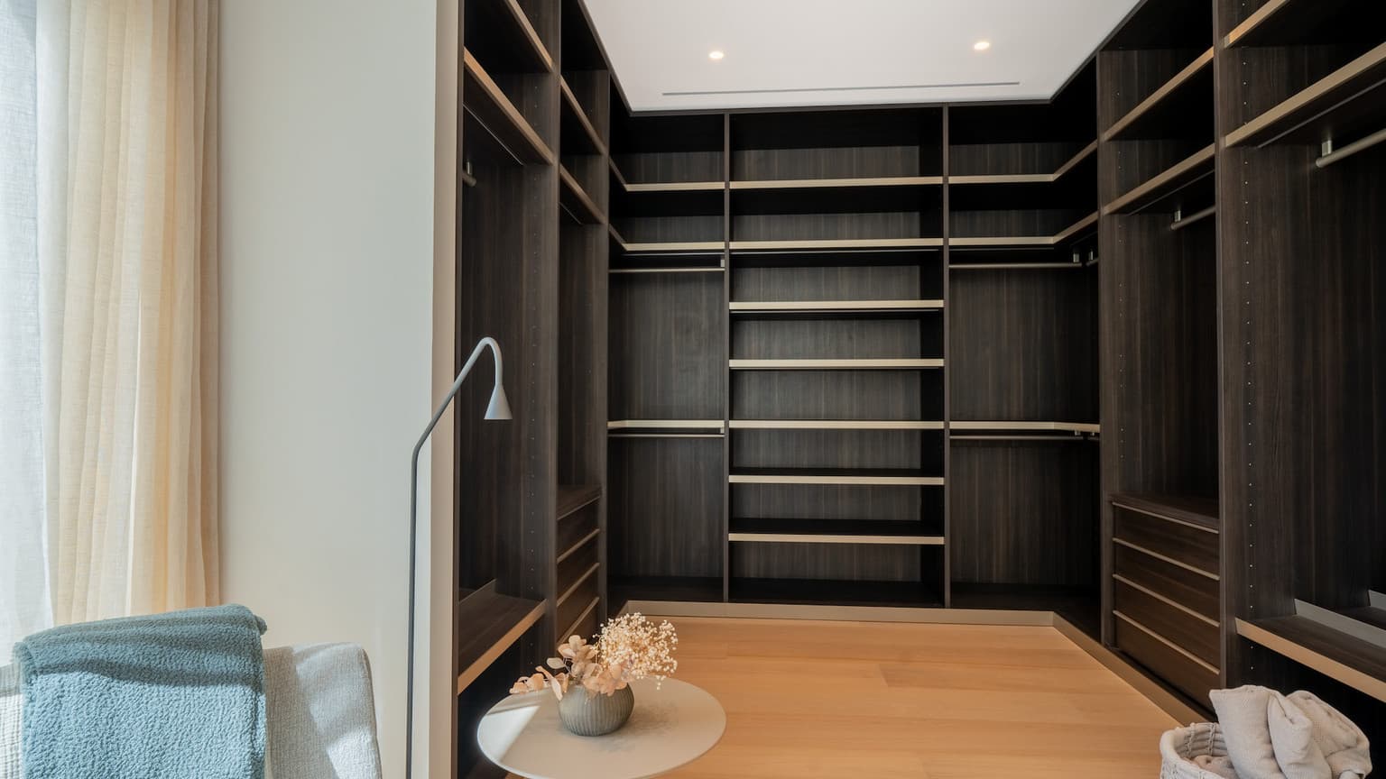 Exclusive Luxury Villa in Mallorca with 2 Pools – Architectural Elegance Meets Modern Living - Gallery image 16