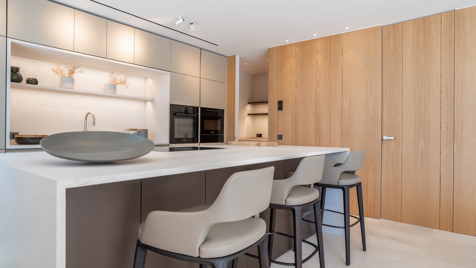 Exclusive Luxury Villa in Mallorca with 2 Pools – Architectural Elegance Meets Modern Living - Gallery image 26