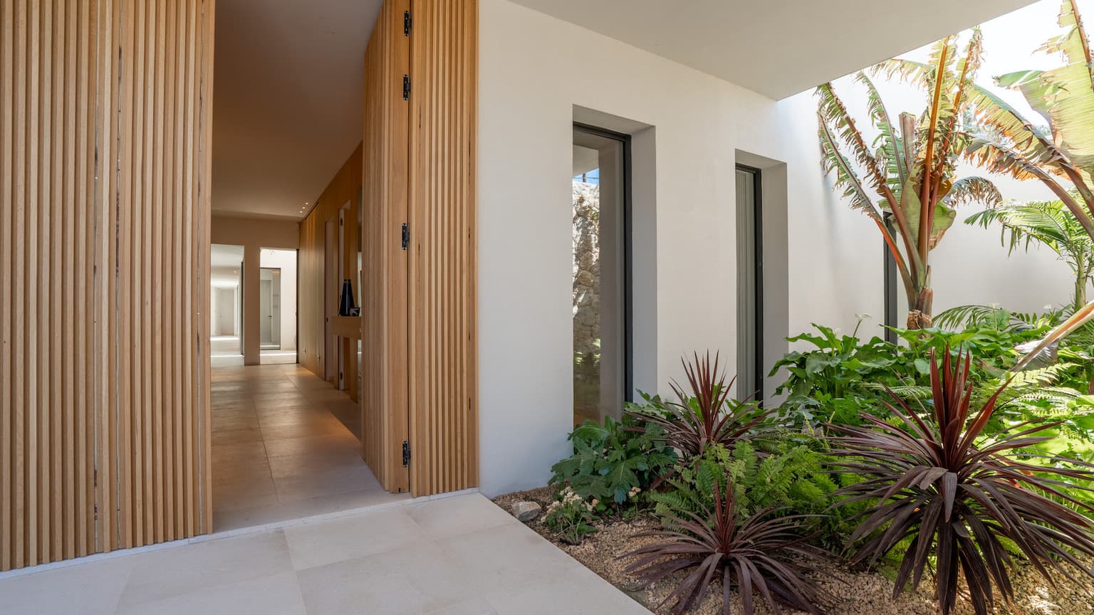 Exclusive Luxury Villa in Mallorca with 2 Pools – Architectural Elegance Meets Modern Living - Gallery image 38