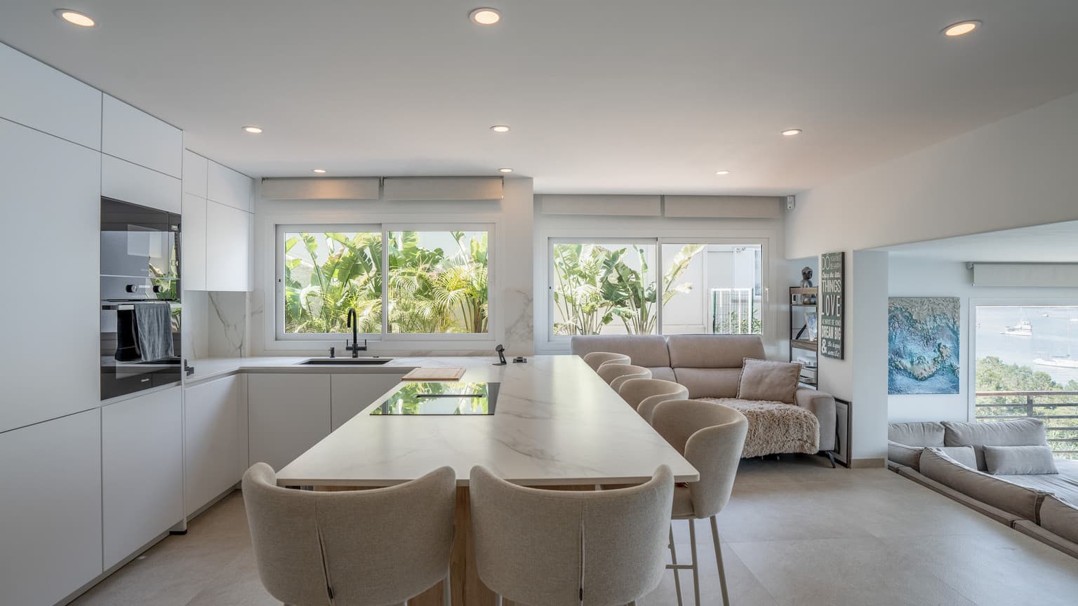 first sea line direct acces apartment for rent - Gallery image 6