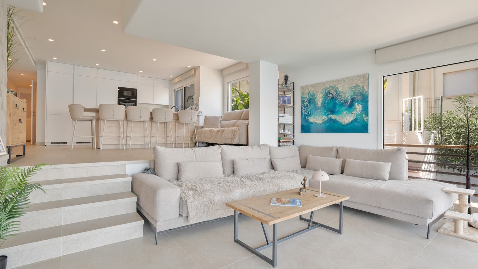 first sea line direct acces apartment for rent - Gallery image 4