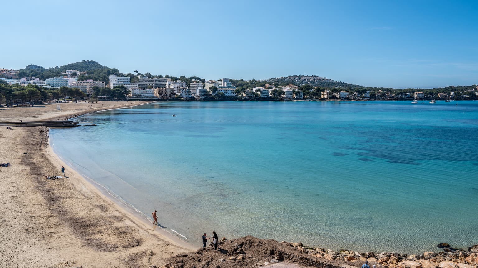 Seafront Apartment with Sunset Views and Private Terrace - Gallery image 14