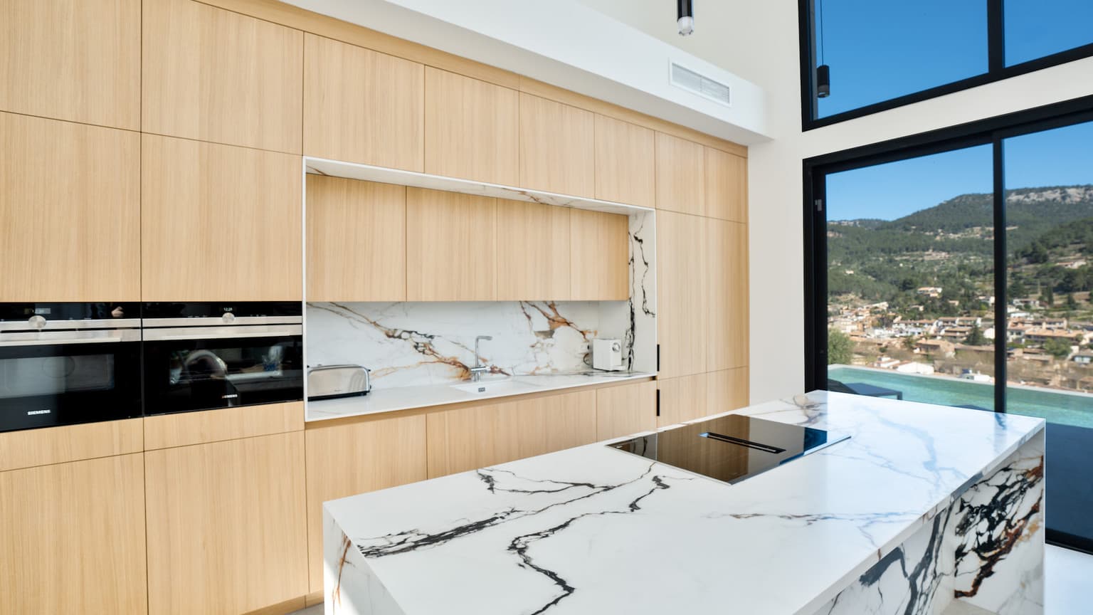 Beautiful modern countryside villa with panoramic views - Gallery image 6