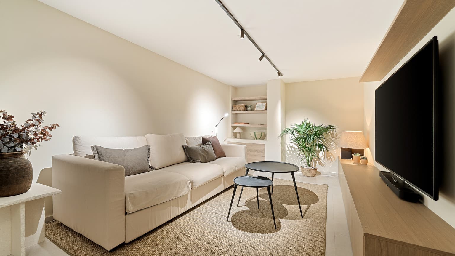 Luxurious Townhouse for monthly Summer Rental in Palma Centre with Seaview - Gallery image 10