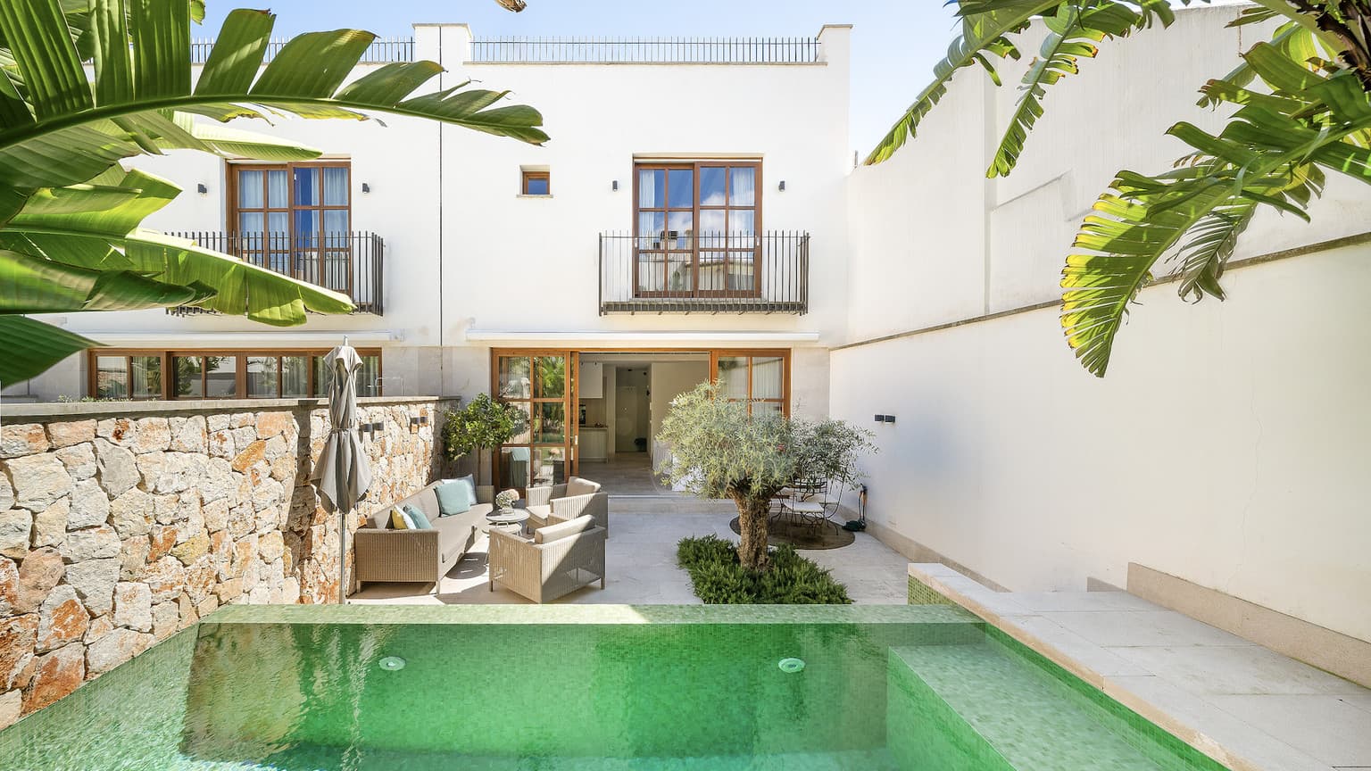 Luxurious Townhouse for Summer Rental Palma Centre - Gallery image 1