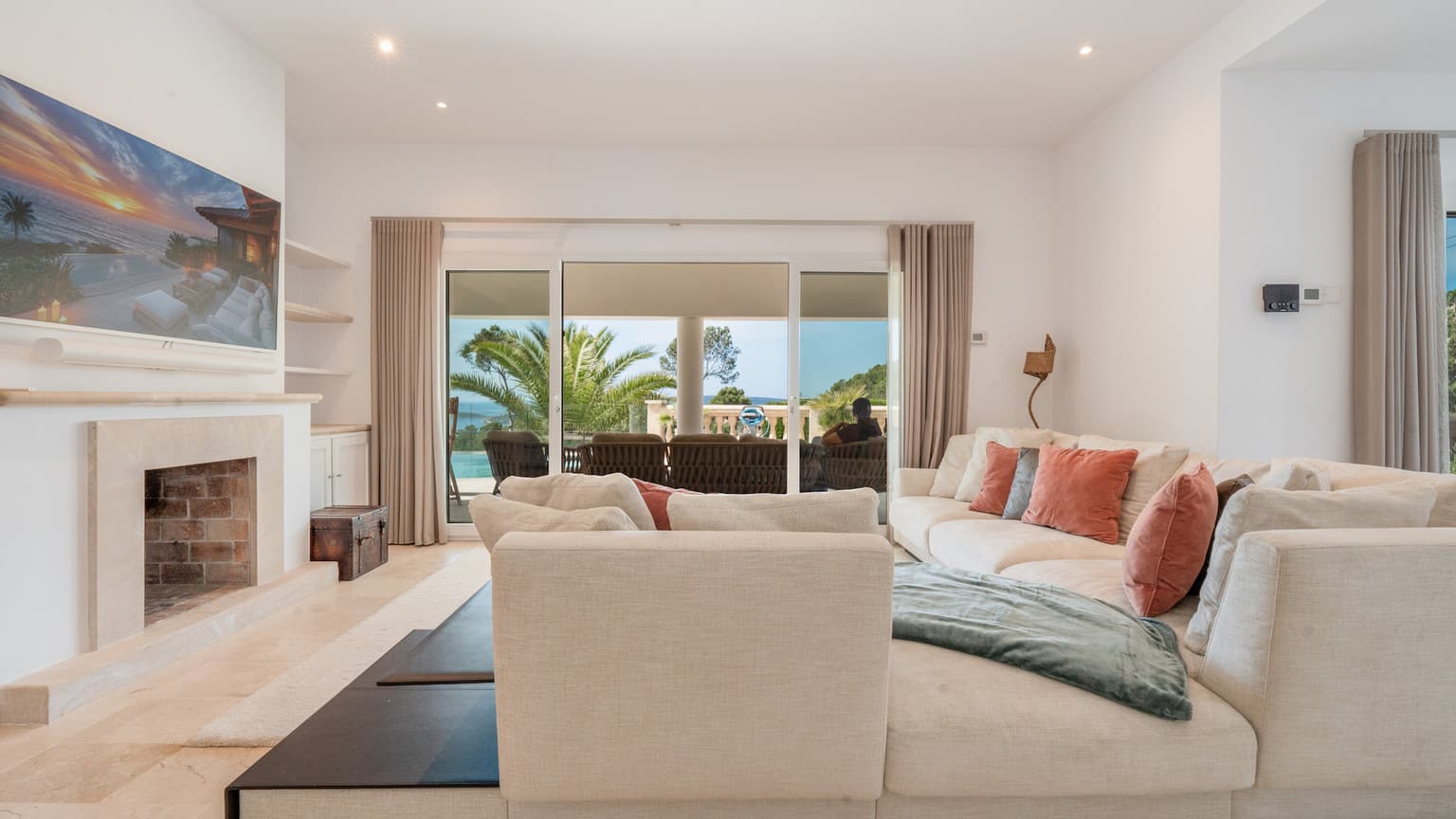 Contemporary Sea View Villa in Costa de Blanes - Gallery image 17