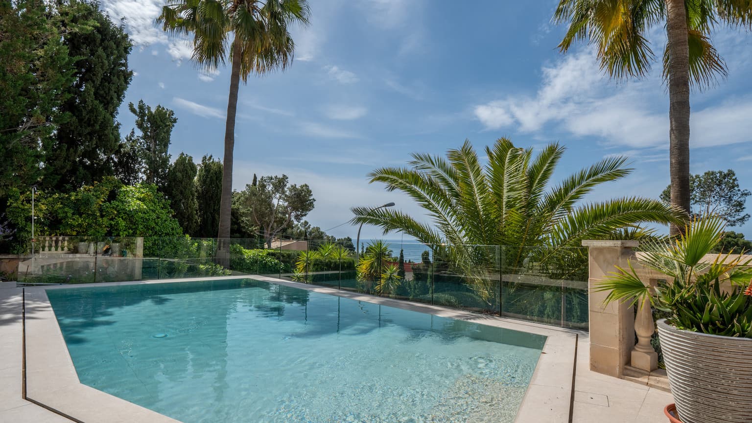 Contemporary Sea View Villa in Costa de Blanes - Gallery image 3