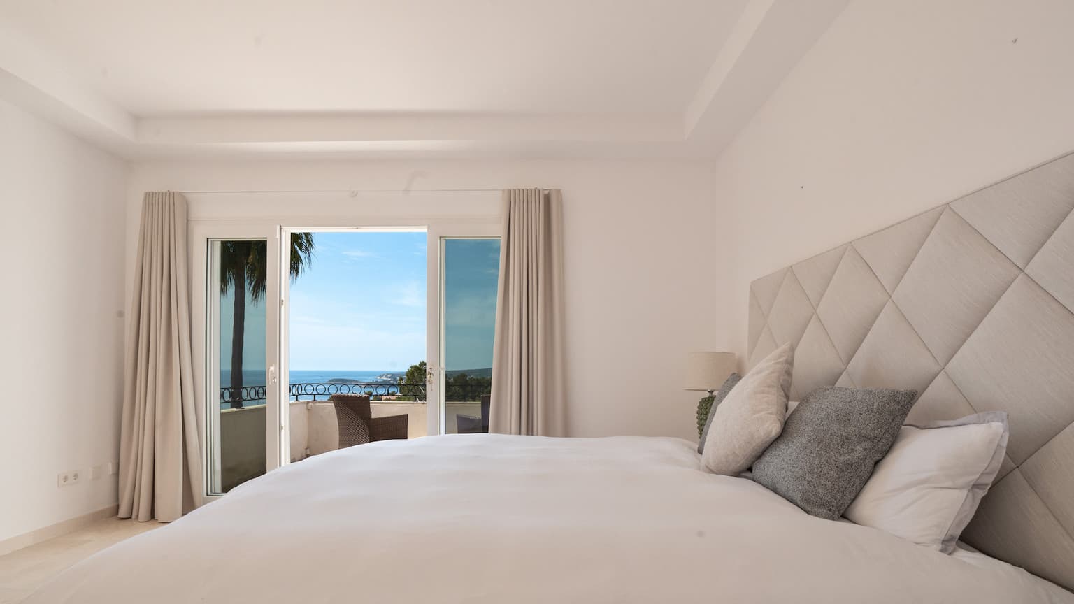 Contemporary Sea View Villa in Costa de Blanes - Gallery image 20