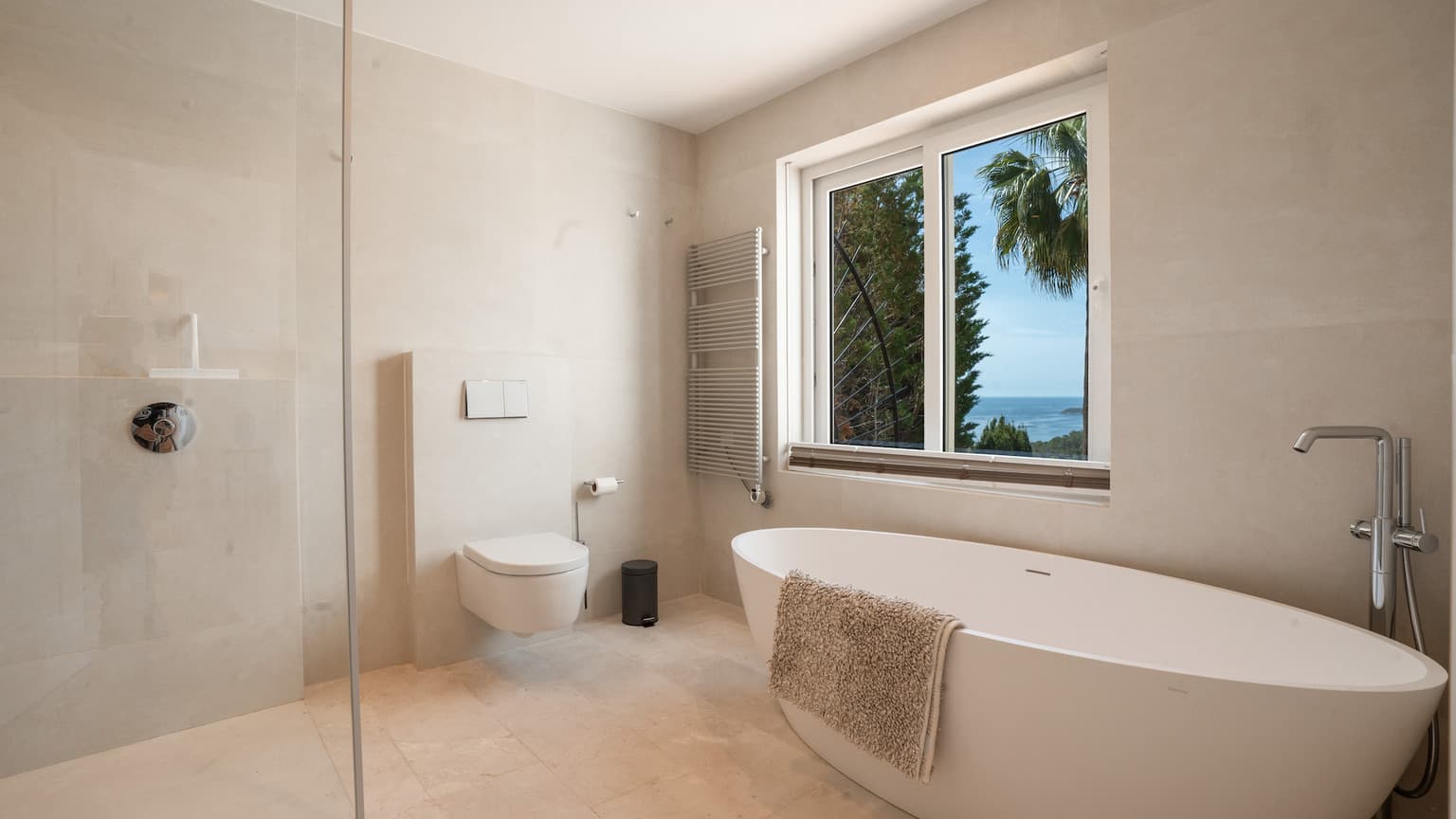 Contemporary Sea View Villa in Costa de Blanes - Gallery image 9