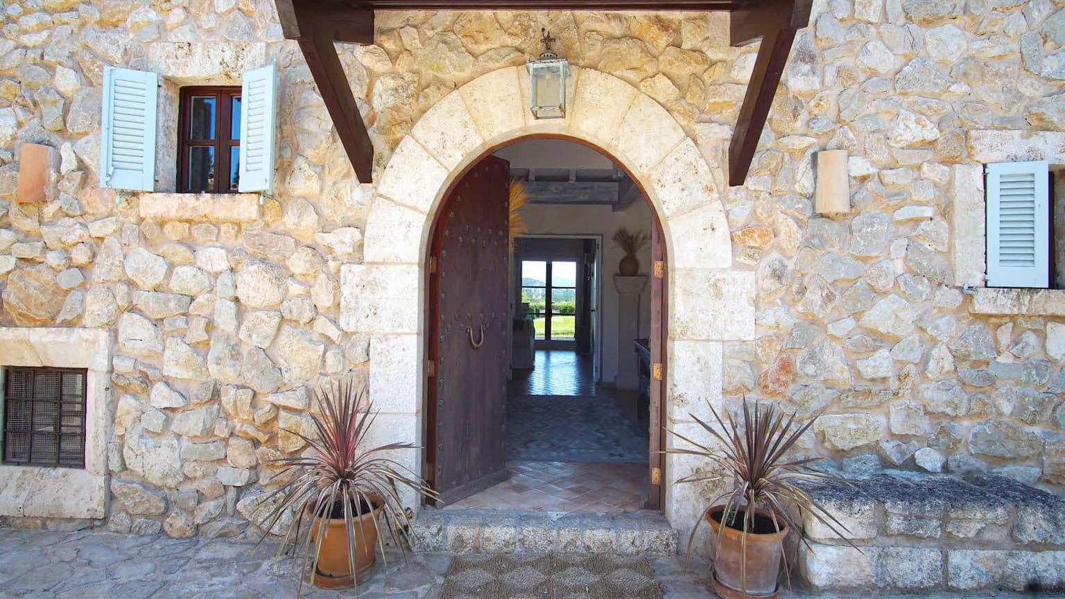 Spectacular Estate in the North of Mallorca - Gallery image 8